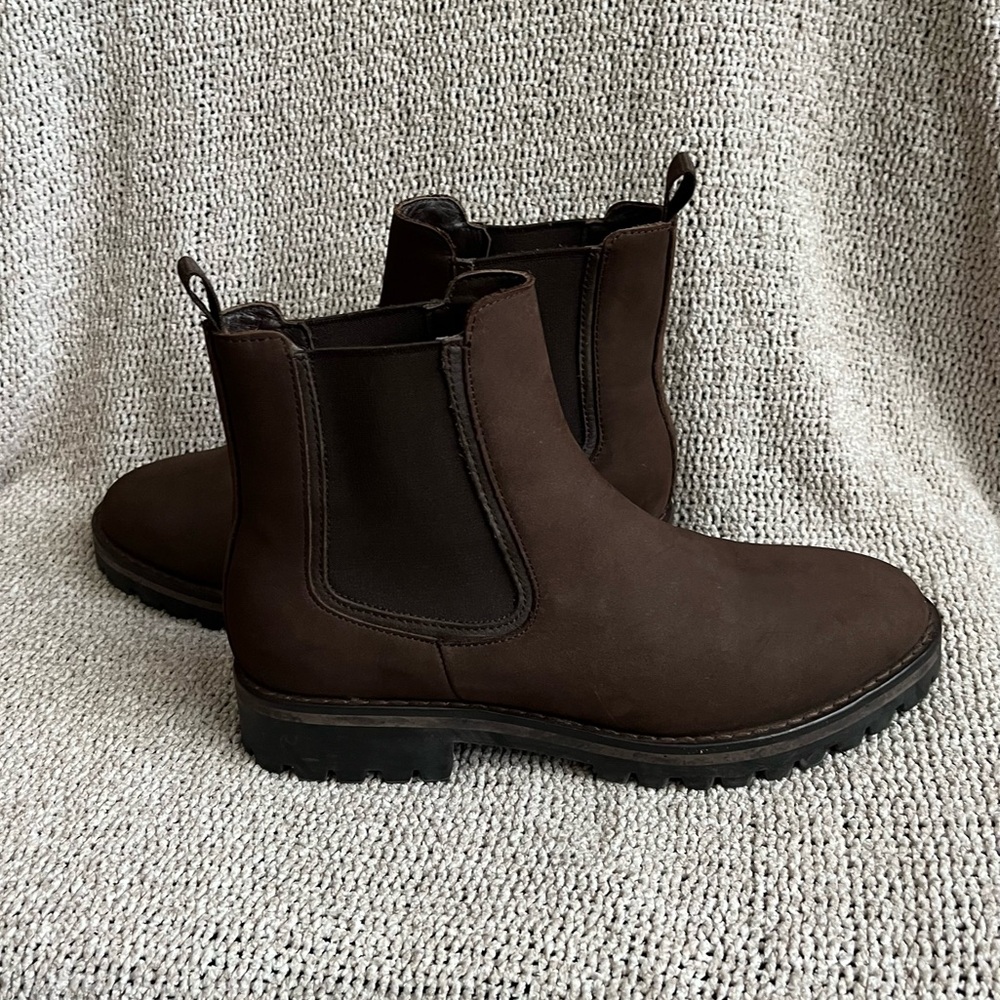Chelsea boots. Thursday boot co - Legend boot